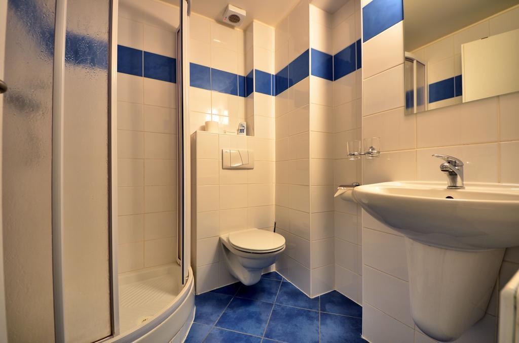 Hotel Stoh Špindlerŭv Mlýn Стая снимка